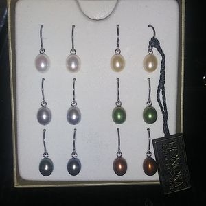 Freshwater 💦 Pearl Earrings